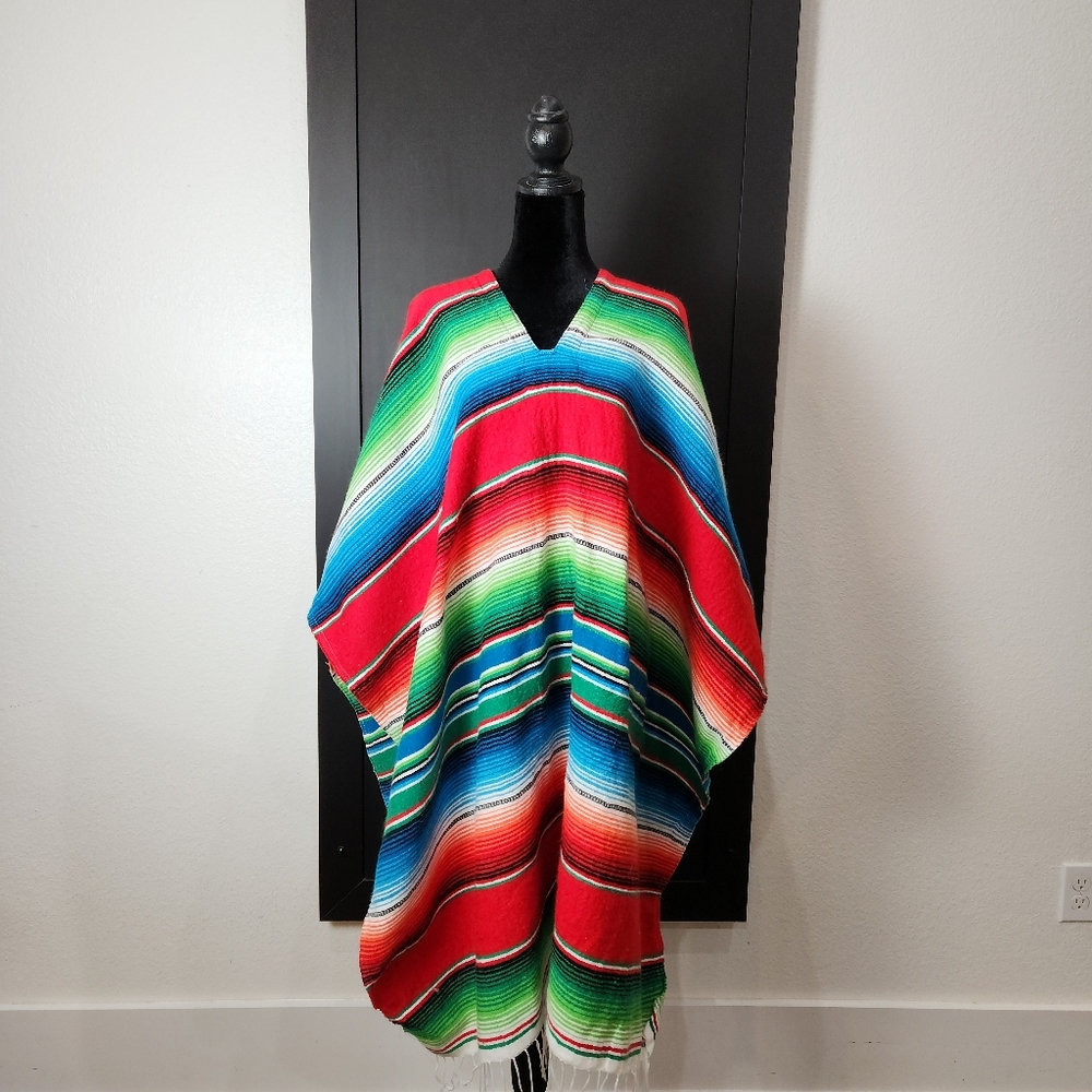 VINTAGE FRANKS TEXTILE BRITE VIBRANT COLORS MEXICAN BLANKET PONCHO WITH FRINGE